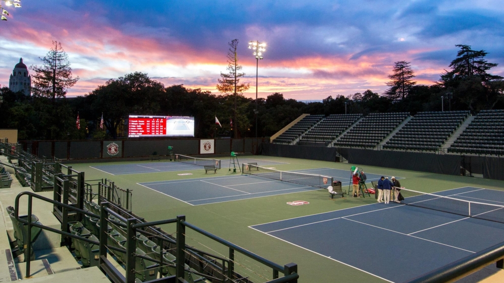 スタンフォード大学のキャンパス内タウベ・ファミリー・テニス・スタジアム